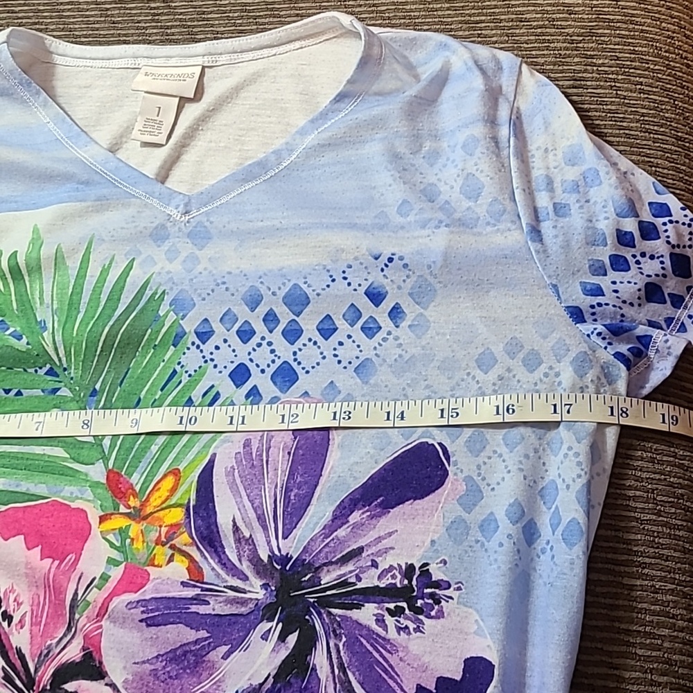Chico's Tropical Tee Shirt - Picture 9 of 11